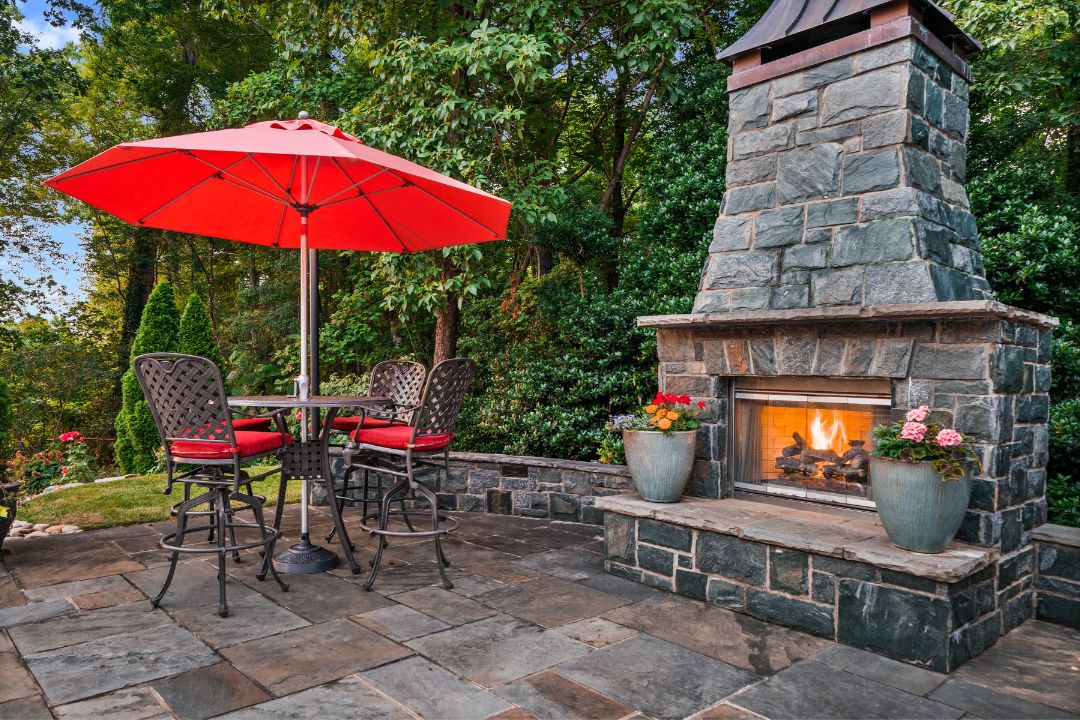 Why an Outdoor Patio Umbrella is a Must-Have For Spring